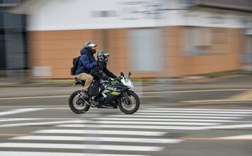 Ile pali Kawasaki Ninja 400?