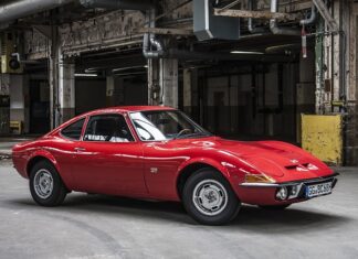 Ile pali Opel Antara 2.0 diesel?